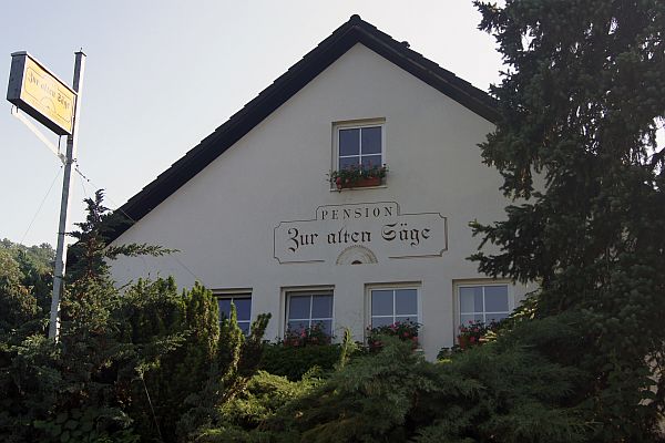 "Zur alten Säge" -  Pension in Dresden Pillnitz - Aussenansicht